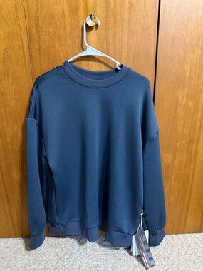 Obermeyer Men's Crewneck Sweater in Navy Blue